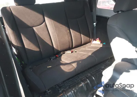 2013 Jeep Wrangler Sport z USA, uszkodzony, nr VIN 1C4AJWAG1DL701635